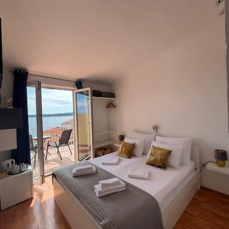 ベッド・アンド・ブレックファスト Plava Laguna