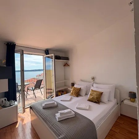 Panzió Plava Laguna 4*