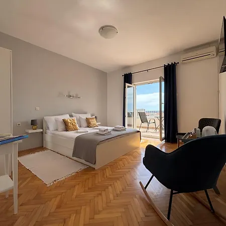 Plava Laguna Panzió 4*