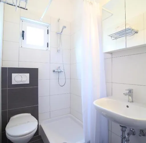 فندق مبيت وإفطار Plava Laguna زافالا
