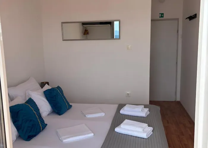 Plava Laguna فندق مبيت وإفطار 4*